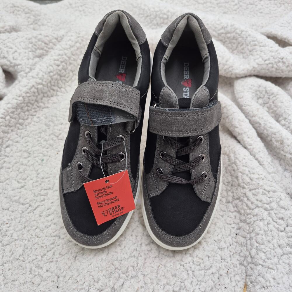 NEW Deer Stags Jose Jr. dress fashion sneakers with bungee laces size 1